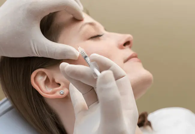 تزریق بوتاکس برای میگرن در تهران